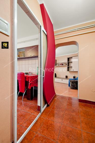 Vanzare apartament 4 camere, in Galati, blv. Brailei, sup.104 mp, mobilat - 5