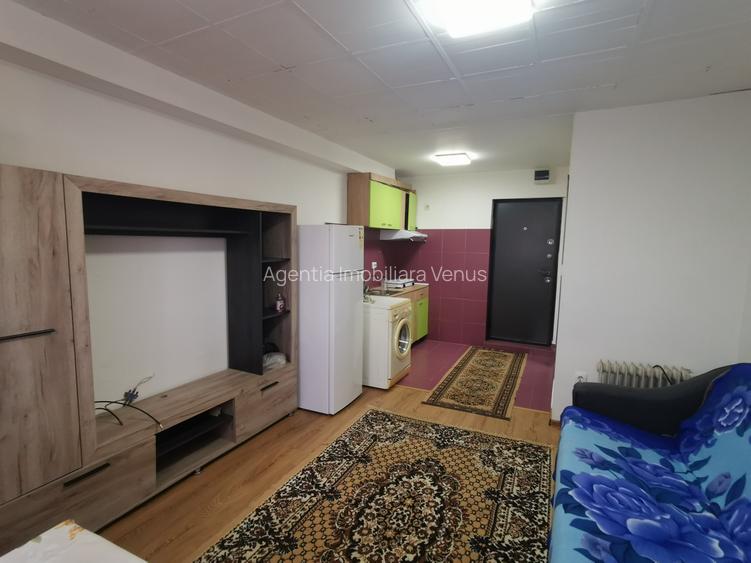 Garsoniera renovata recent, zona Cornisa - 2