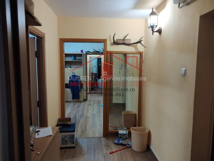 Apartament 3 camere - str.Isaccei - centrala pe Gaz! - 2