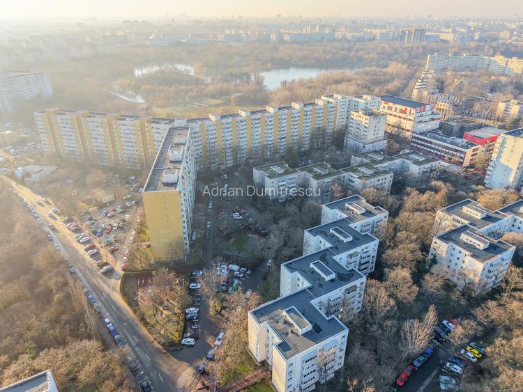 Titan, parcul IOR, Bloc H, decomandat, centrala, nemobilat, vedere la ,,padure,, - 2