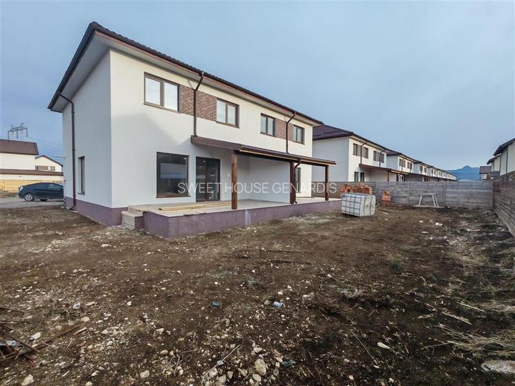 Casa duplex de vanzare Izvor/Tarlungeni 135000 Eur +tva - 3