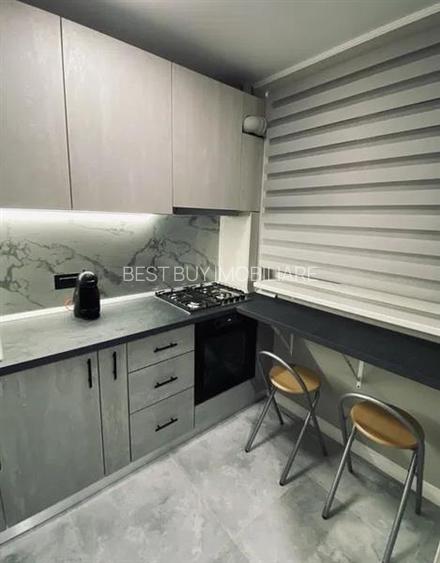 AP.2 CAM.RENOVAT MOBILAT UTILAT SECTOR 1 CALEA GRIVITEI R.A.R METROU 1 MAI - 7