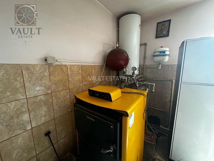 Casa/Villa Frumusani - 1000mp curte - 14