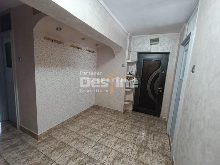Apartament 3 camere, decomandat, metrou Dristor2 - 8