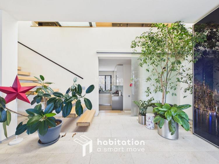 Vilă exclusivistă | 275 mp utili | Teren 700 mp | Garaj & Terasă - 20