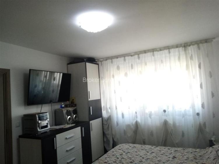 2 camere , decomandate,Energiei. - 3