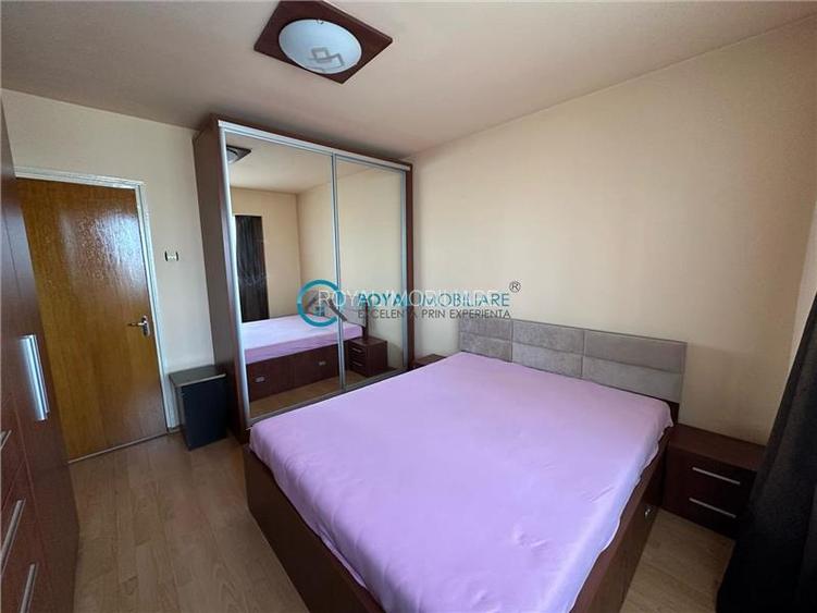Royal Imobiliare  - Vanzare Apartament zona Malu Rosu - 3