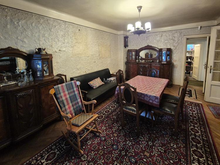 D+P+1+Pod(5m inaltime), teren 315 m,  garaj 35 mp.Sos Iancului stradal - 5