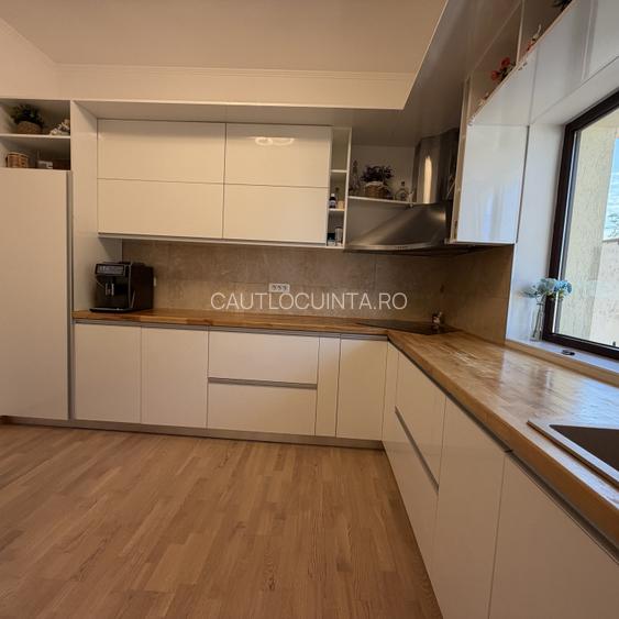Vila | P+1 | Mogosoaia | Garaj | Statie incarcare 25W | Piscina | Beci  - 5