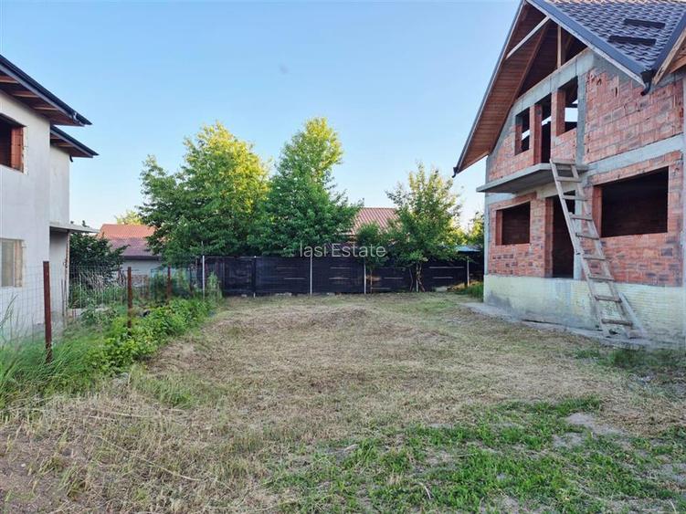 Casa de vanzare cu priveliste frumoasa - 4