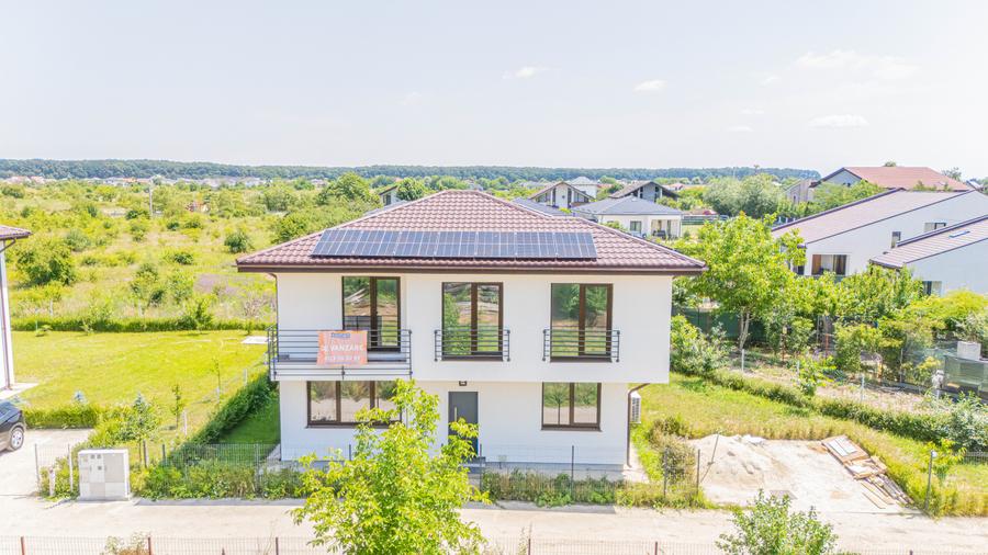 Vila  in promotie, panouri, pompa de caldura, intretinere - 500ron/luna