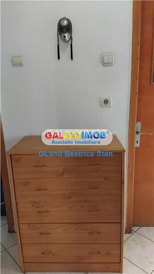 Inchiriere garsoniera spatioasa decomandata pe BD. DECEBAL - 30