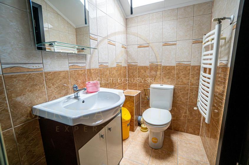 Casă Palazu Mare | Ideală pentru familie extinsă sau activitate mixta - 17