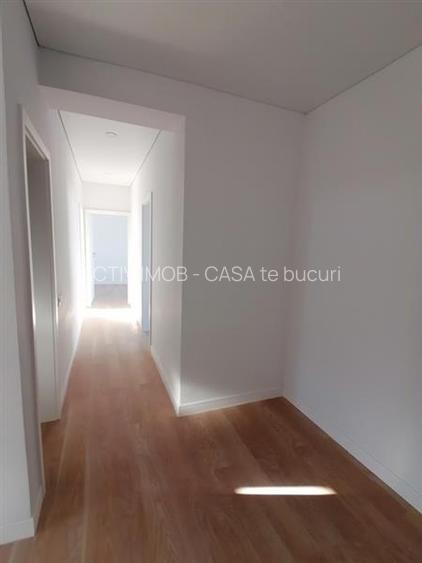 Casa- Vila -  soseaua Bucuresti - Magurele -Carrefour(fosta Cora)- 195000E-  tva - 10