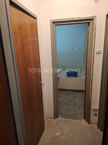 Vanzare-2 camere-p/4-sdec-Dr Taberei-Brasov-Plaza-de renovat-85000E - 11