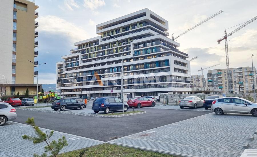 Studio cu parcare zona Coresi - 27