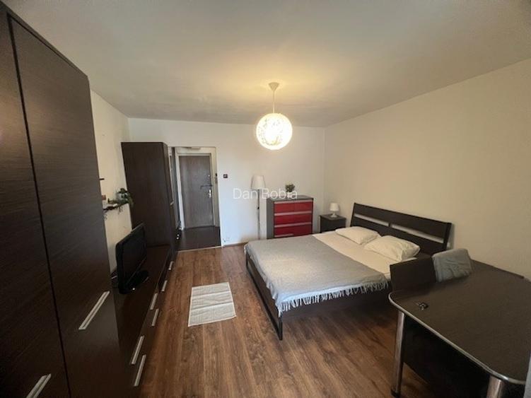 Garoniera pat de mijloc 13 min M Grigorescu / Titan DB1891 - 5