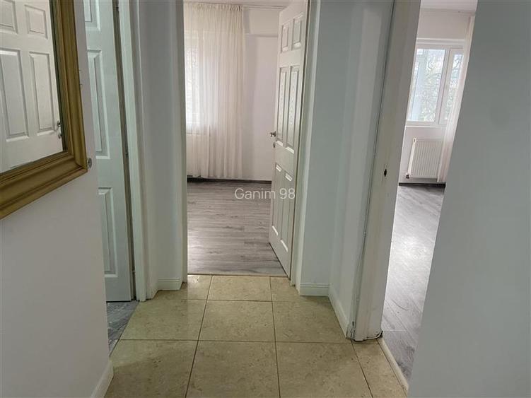 Apartament 2 camere , et 1 4 , ultracentral -Piata Moldovei , renovat , mobilat - 11