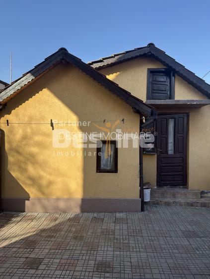 Casa P+1+M, în Rovine, zona linistita - 2