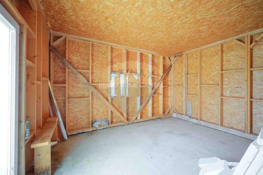 Casă cu 3 camere, anexă și 2042 mp teren de vânzare, în Calea Mare - 6