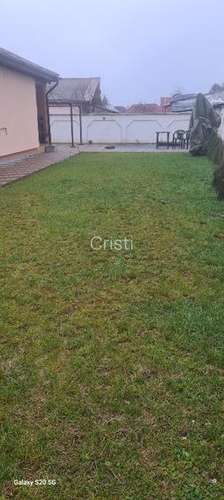 Casa de vanzare  3 camere - 10