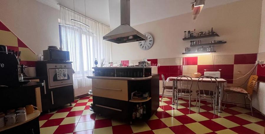 Vila cu 5 Camere și Teren 2183+Clădire pentru Afacere sau Evenimente - 7