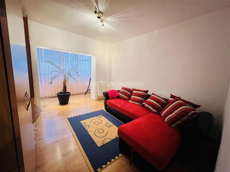 Apartament 2 camere decomandat bloc vila Racadau - 4