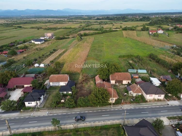 Casă de vânzare in Hideaga la drumul National - 6