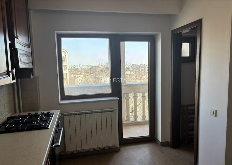 Apartament 3 camere superb rond Cosbuc - 2