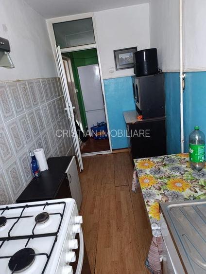 Ap 2 cam 42mp utili zona Piata Saraca, etaj 3, eliberare rapida - 5