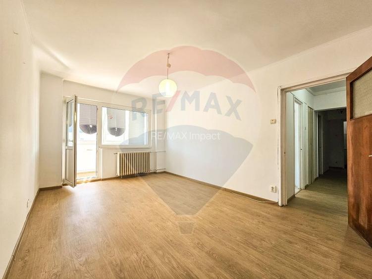 Apartament de vanzare 3 camere Drumul Taberei, Metroul Ialomitei - 14