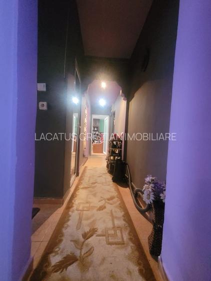 APARTAMENT 3 CAMERE DECOMANDAT NAVODARI ZONA SUD - 3