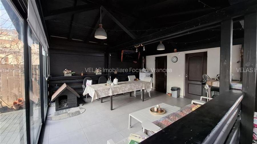 Casa noua + spatiu comercial + spalatorie auto - 18