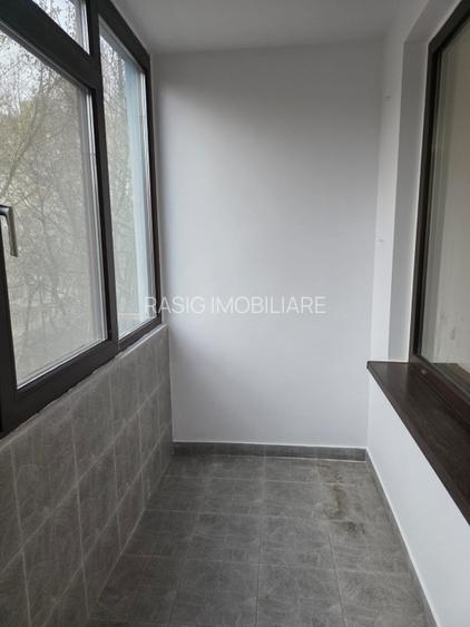 Vanzare 3 camere  Berceni - 10