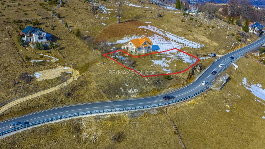 Teren intravilan CU PRIVELISTE DE POVESTE- Fundata- Romania - 5