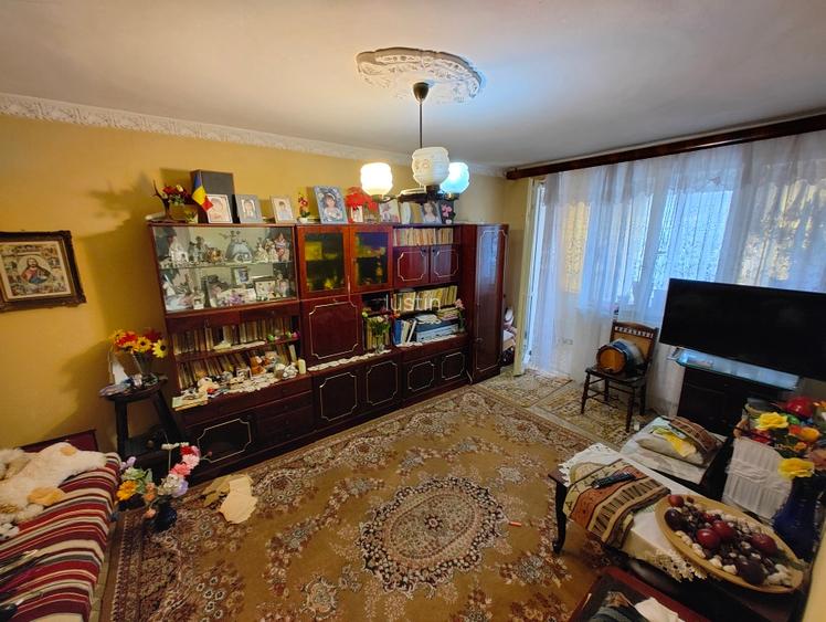 Ap. 2 cam. -|- 50.51mp -|- zona Nord (langa piață)-|- accept credit ipotecar - 4