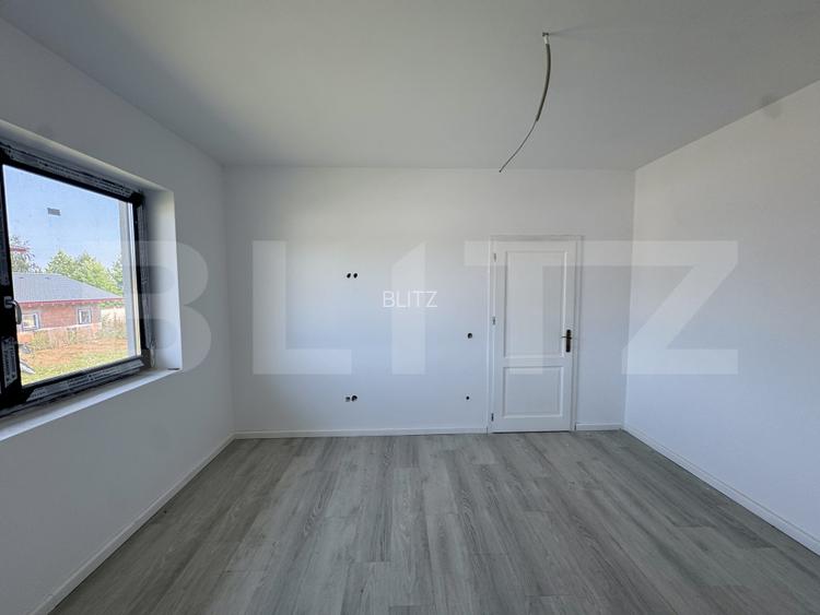 Casa de vanzare, 105 mp, zona Corunca - 8