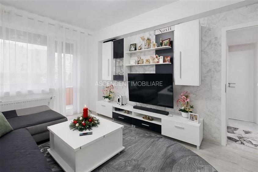 TUR 3D! Decomandat,mobilat,accesorizat, balcon,spatii depozitare,loc parcare, Gr - 7