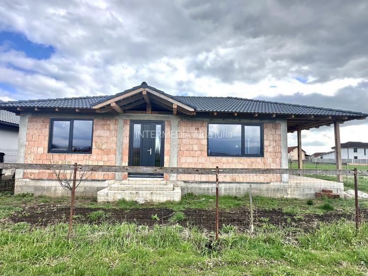 CASA NOUA LA ROSU I PE UN NIVEL I 73 MP I ALBA IULIA ZONA MICESTI I - 4