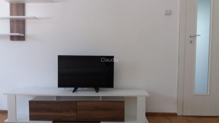 Inchiriez apartament renovat cu 2 camere decomandate - strada Paltinis - 9