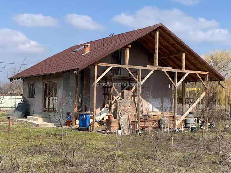 Casă pe structură de lemn Construcție modernă, eficientă și durabilă la Schela - 3