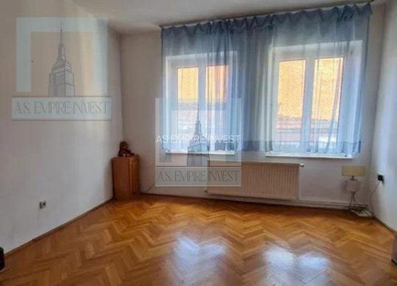 Ap 4 camere decomandat - zona Centrul Istoric - 3