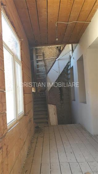 Casa P+1, teren 200 mp, cu spatiu comercial la parter - Republicii - 13