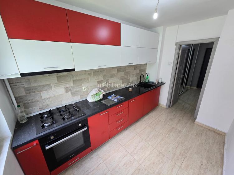 Vanzare 2 cam cu bucatarie utilata, reabilitat, loc parcare,Calea Vitan cu Bravu - 11