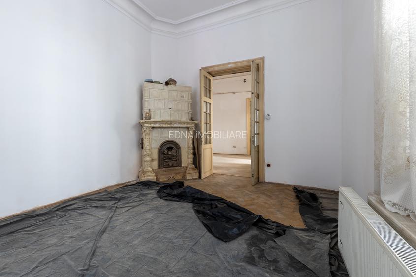 Zona Victoriei vila frumoasa nerenovata - 13