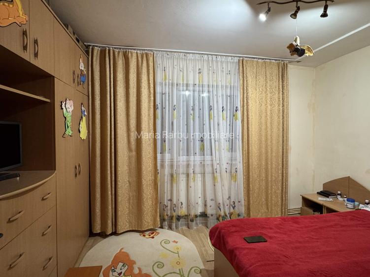 2 cam, etaj 1, 51 mp, fara imbunatatiri, Aleea Rozelor - 4