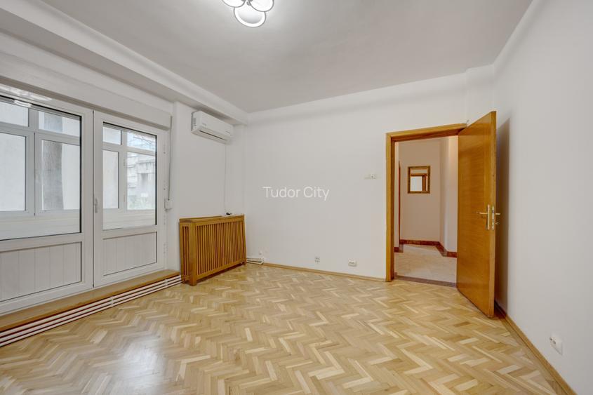 Apartament luminos de 5 camere de închiriat, etaj 1/4, garaj, Bd. Primăverii! - 13