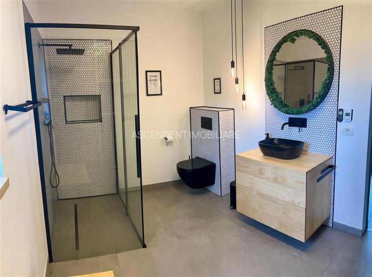 Resedinta high-tech, lot privat 1.000 mp, Tarlungeni, Brasov: Tur LIVE! - 24