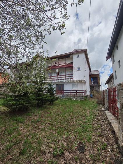 Cabană/Pensiune cu 12 camere de vânzare în Rânca - 2