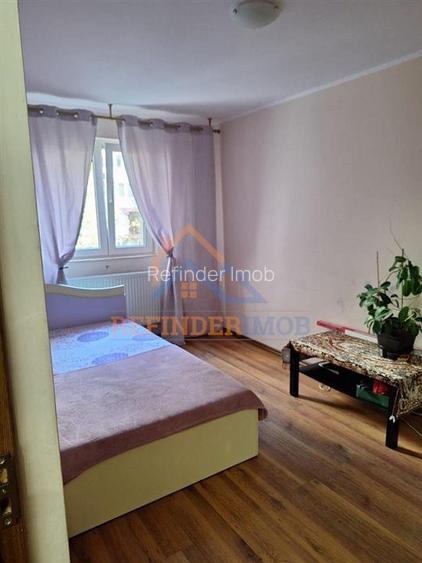 Apartament de vanzare cu 3 camere, zona Titan - Metrou Nicolae Grigorescu - 3